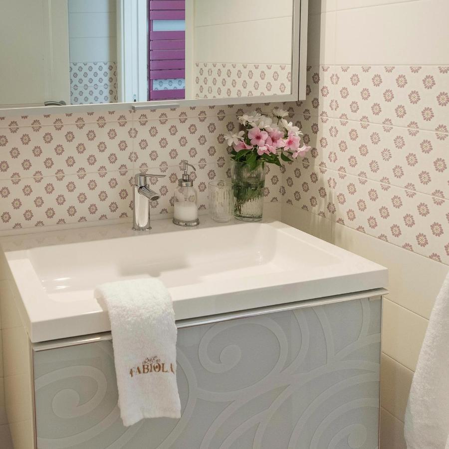 גרוטליה Fabiola Exclusive Apartment מראה חיצוני תמונה